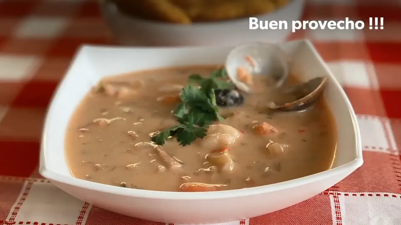 Receta de Cazuela de Mariscos Colombiana